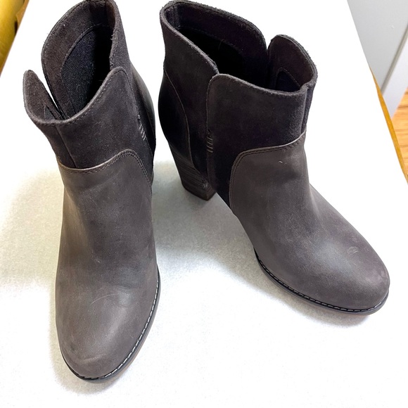 Timberland Brown Ankle Boots Size 6.5 - Picture 5 of 6